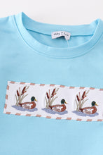 Load image into Gallery viewer, Blue duck embroidery boy set
