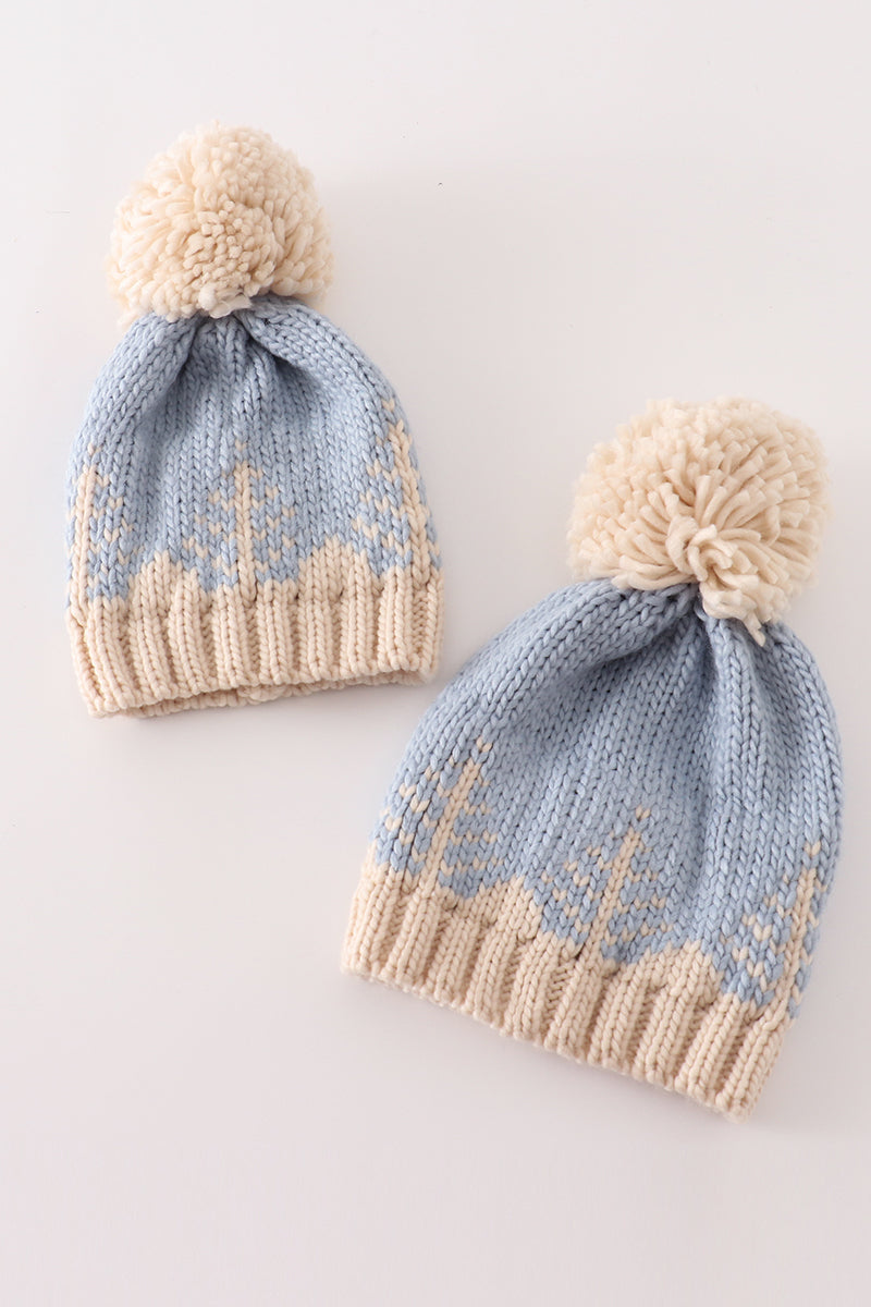 Blue pompom Christmas tree cable beanie