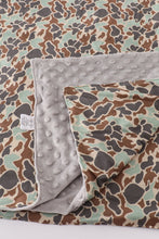 Load image into Gallery viewer, Camouflage antler embroidery blanket (57*63 inch)
