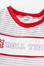 Load image into Gallery viewer, Maroon ROLL TIDE embriodery stripe boy set
