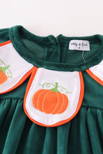 Load image into Gallery viewer, Forest velvet pumpkin embroidery girl set
