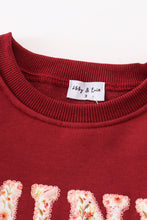 Load image into Gallery viewer, Maroon MAMA&amp;MINI applique fleece mom&amp;me sweatshirt
