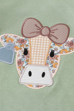 Load image into Gallery viewer, Green cow applique girl set
